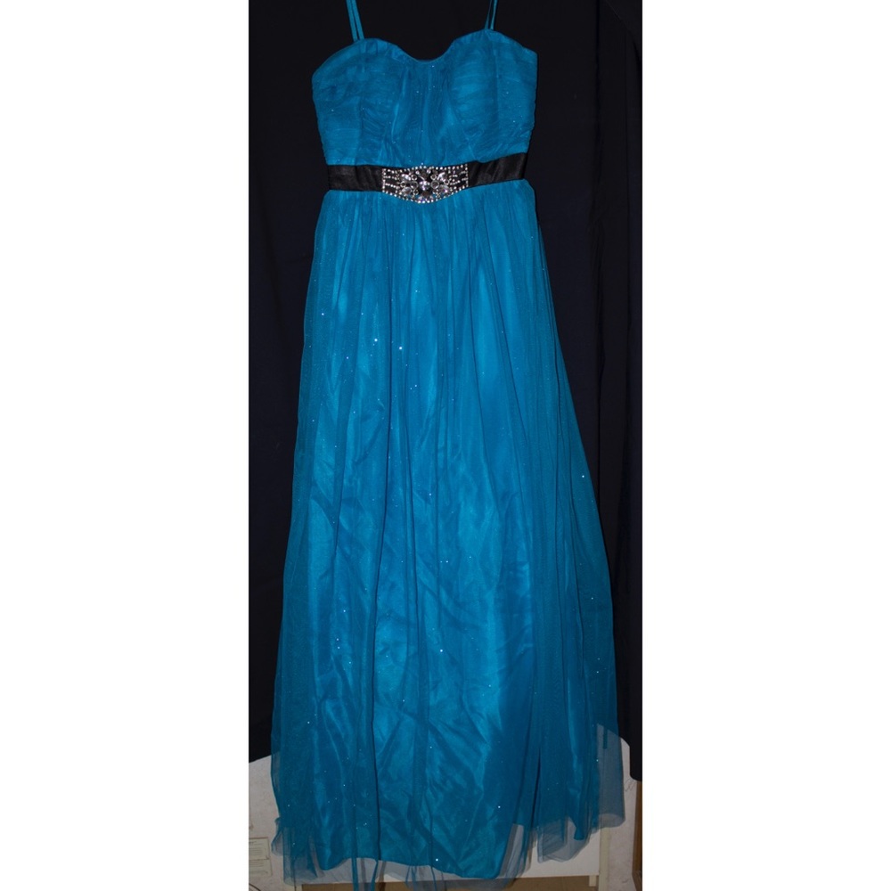 Blue dress